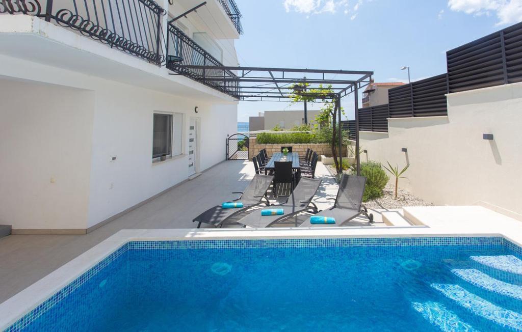 Marante With Heated Private Pool